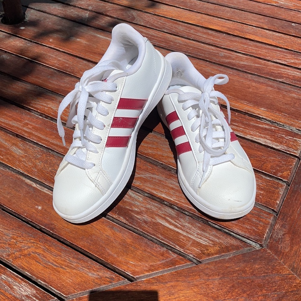 Adidas cloudfoam sneakers US 7